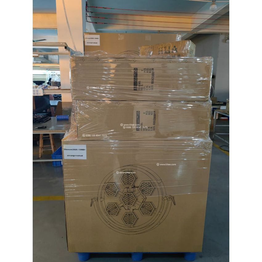 P1 EVO Retro Stager 7×300W RGB LED Blinder Light Vintage Stage Light