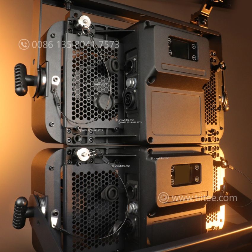 TIITEE Lighting B2 Blinder IP65 Waterproof 2X300W WW RGBW Moving Blinder Light For Theatre Concert Stage